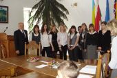 Laureaci_konkorsow_odbieraja_nagrody_na_spotkaniu_w_Urzedzie_Miasta_08
