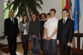 Laureaci_konkorsow_odbieraja_nagrody_na_spotkaniu_w_Urzedzie_Miasta_10